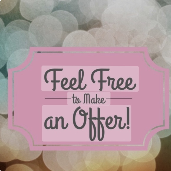 Meet your Posher, Stacy 💍👜👗🥿 - Picture 2 of 2